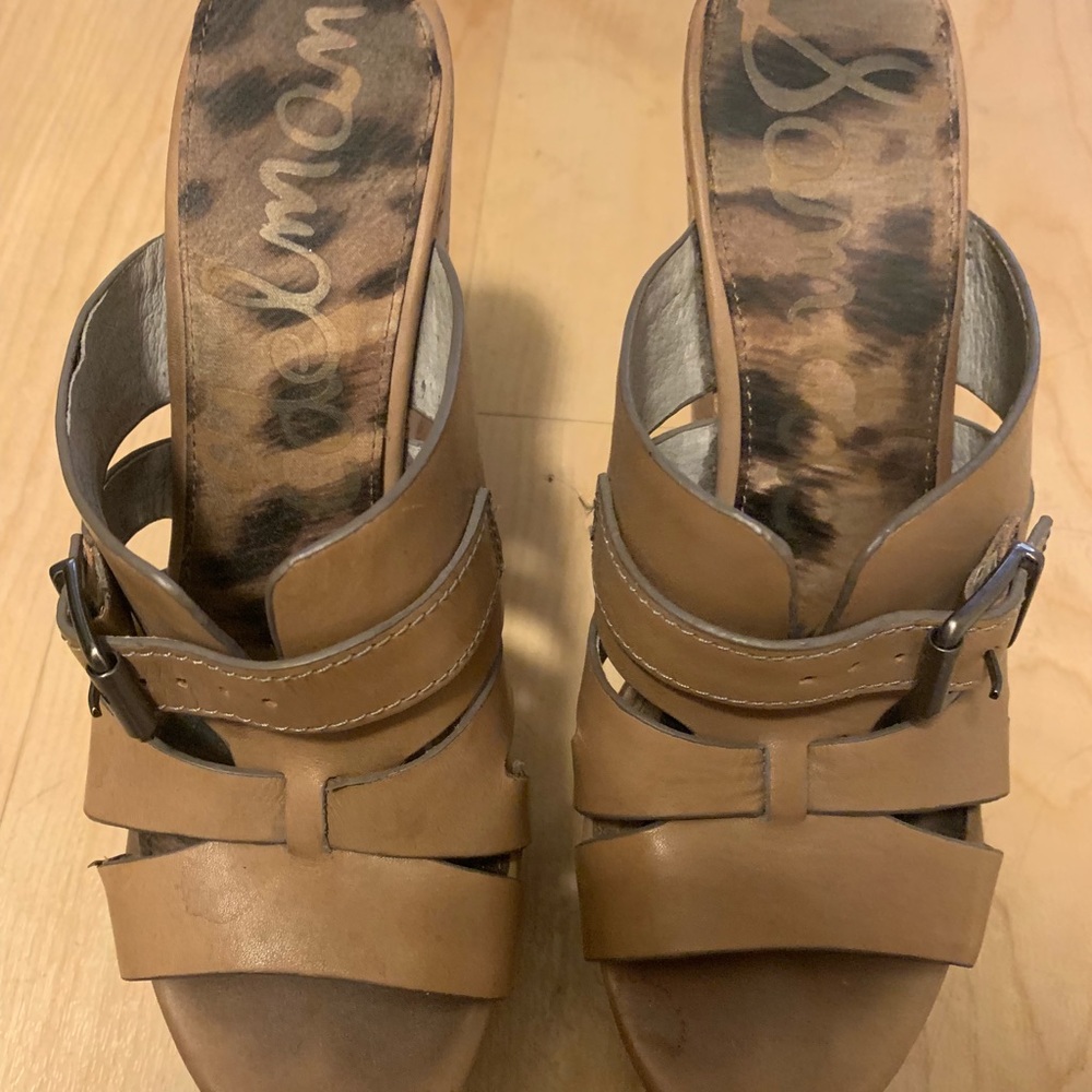Shoes - Picture 1 of 4